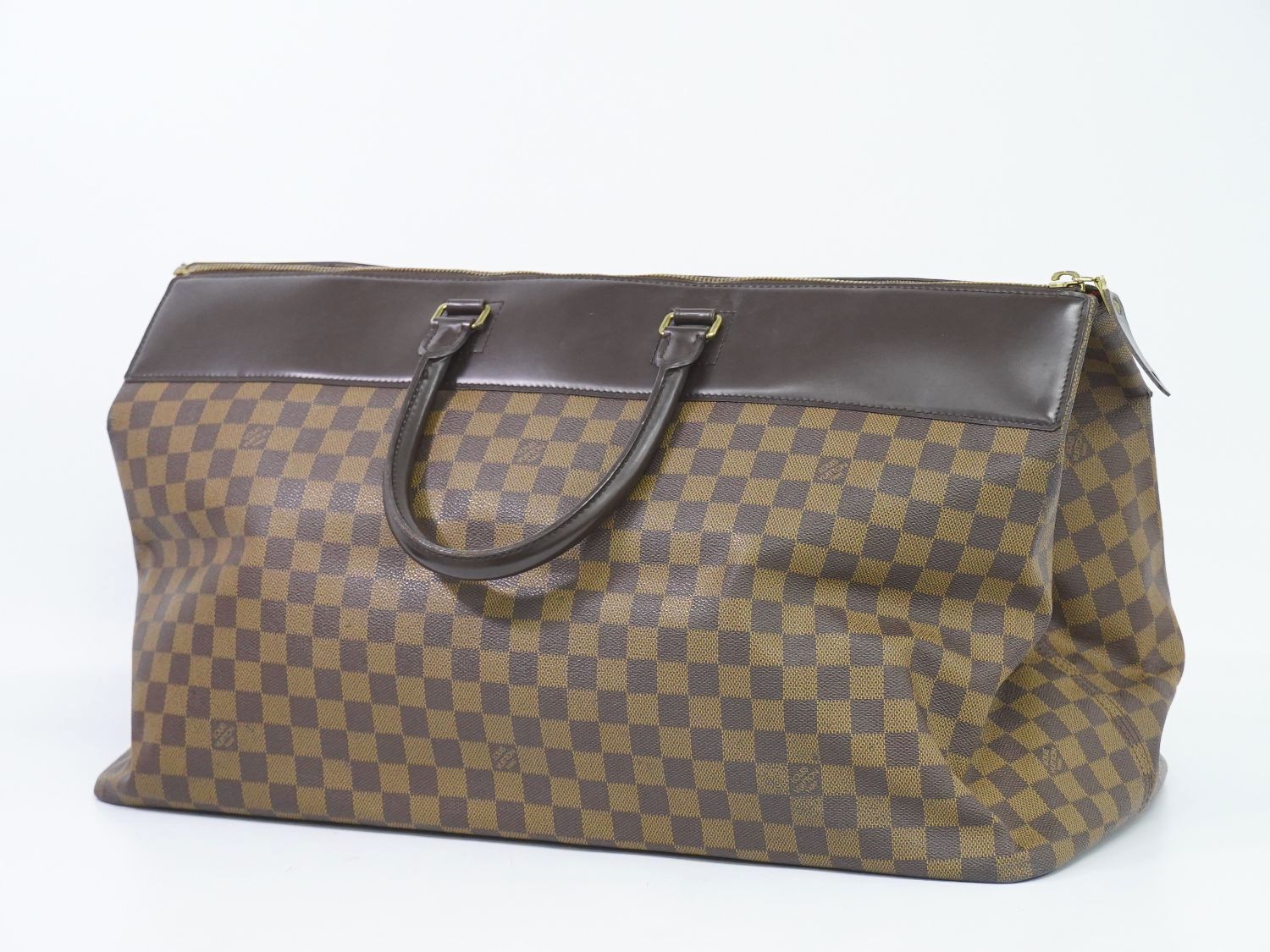 LOUIS VUITTON ルイ・ヴィトン グリニッジPM ダミエエベヌ 印象づける 