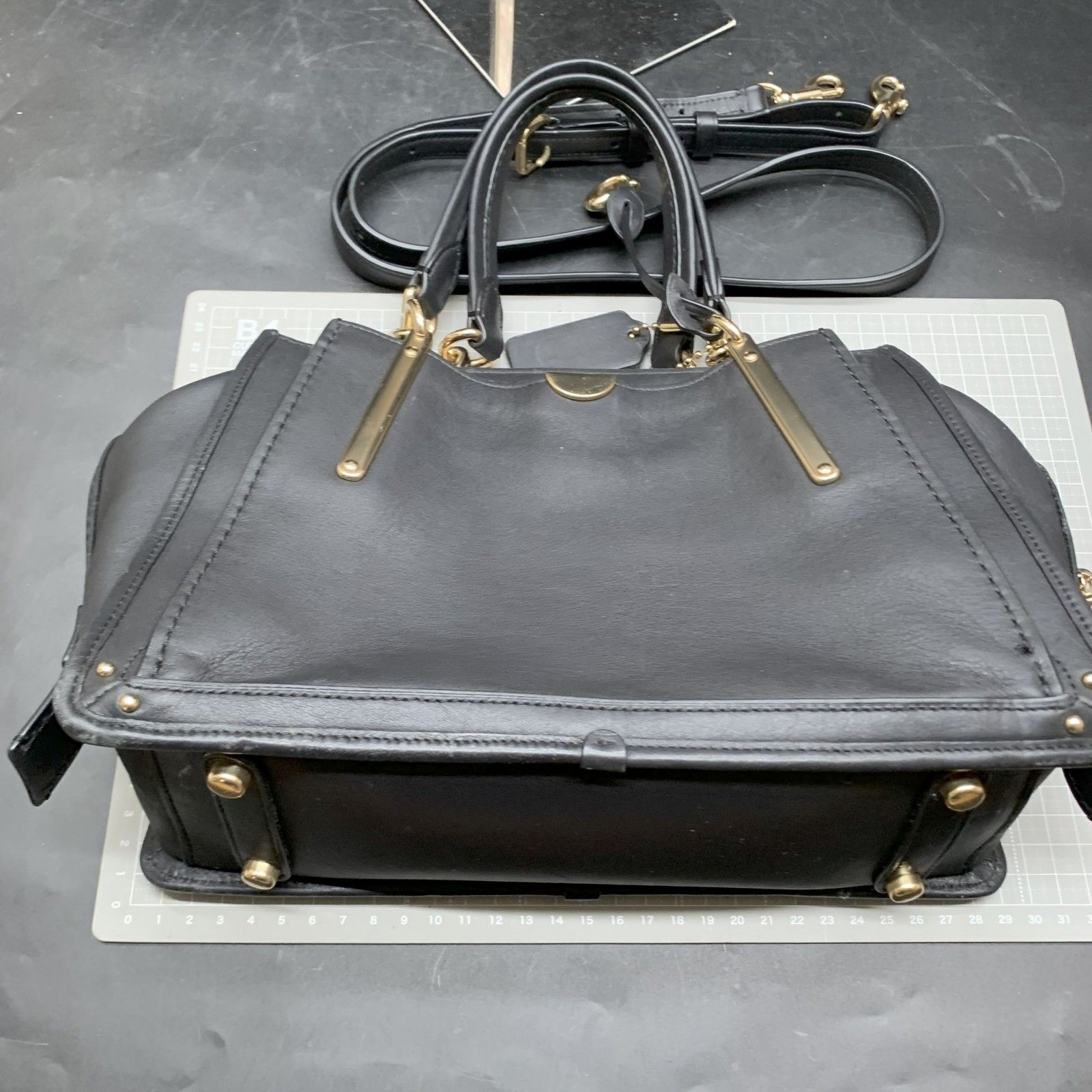 美品　コーチ カラ サッチェル 2way ハンドバッグ 革 黒 楽天市場】COACH コーチ ハンドバッグ カラサッチェル CE741