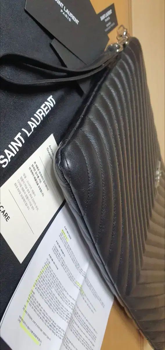 YVES SAINT LAURENT イヴ サンローラン Saint Laurent サンローラン クラッチ クラッチバッグ S レベル 評価証明書 O DECORATOM_COM_BR