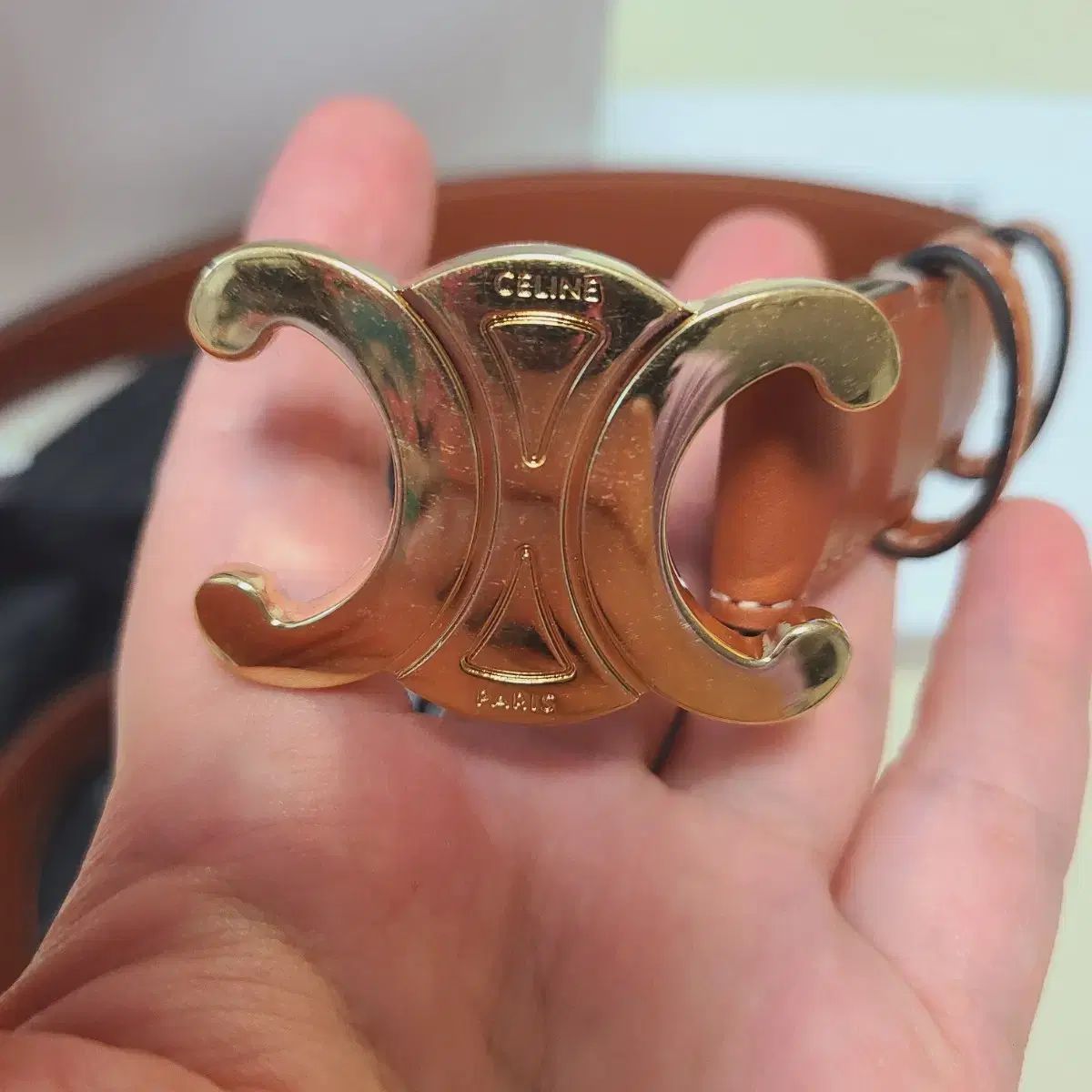 Celine(セリーヌ) トリオンフ ベルト 中 25MM 85 サイズ 出品