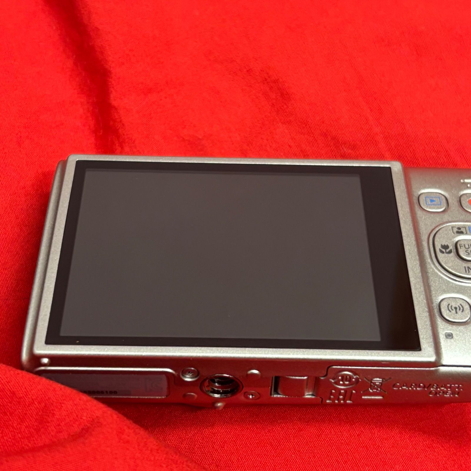 美品 Canon IXY650 デジタルカメラ 本体 シルバー - メルカリ