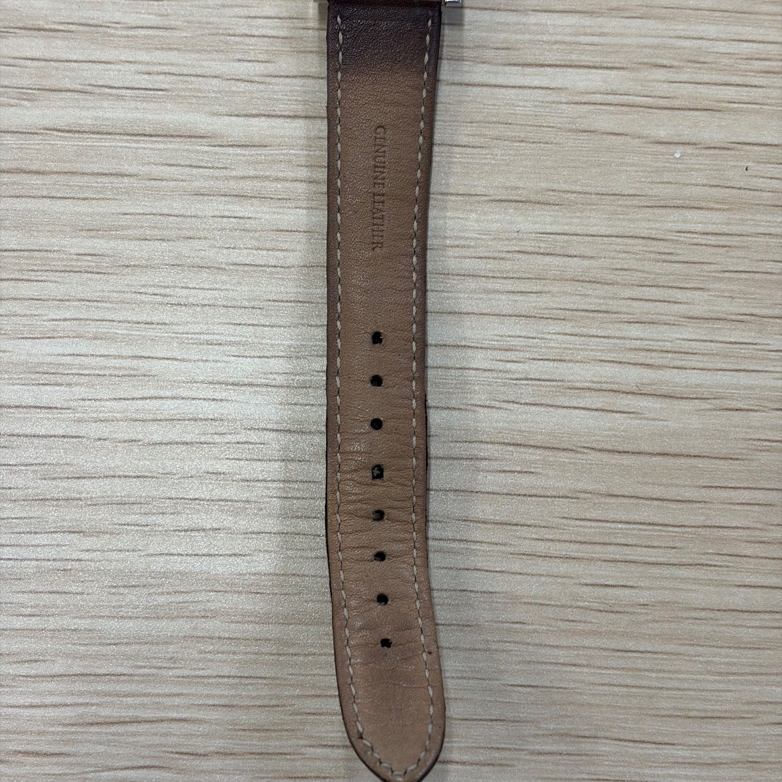 希少】BURBERRY バーバリー 腕時計 レクタンギュラ BU8001 - メルカリ