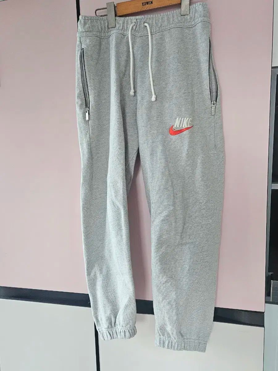 Nike(ナイキ） トレーナー パンツ ジッパー