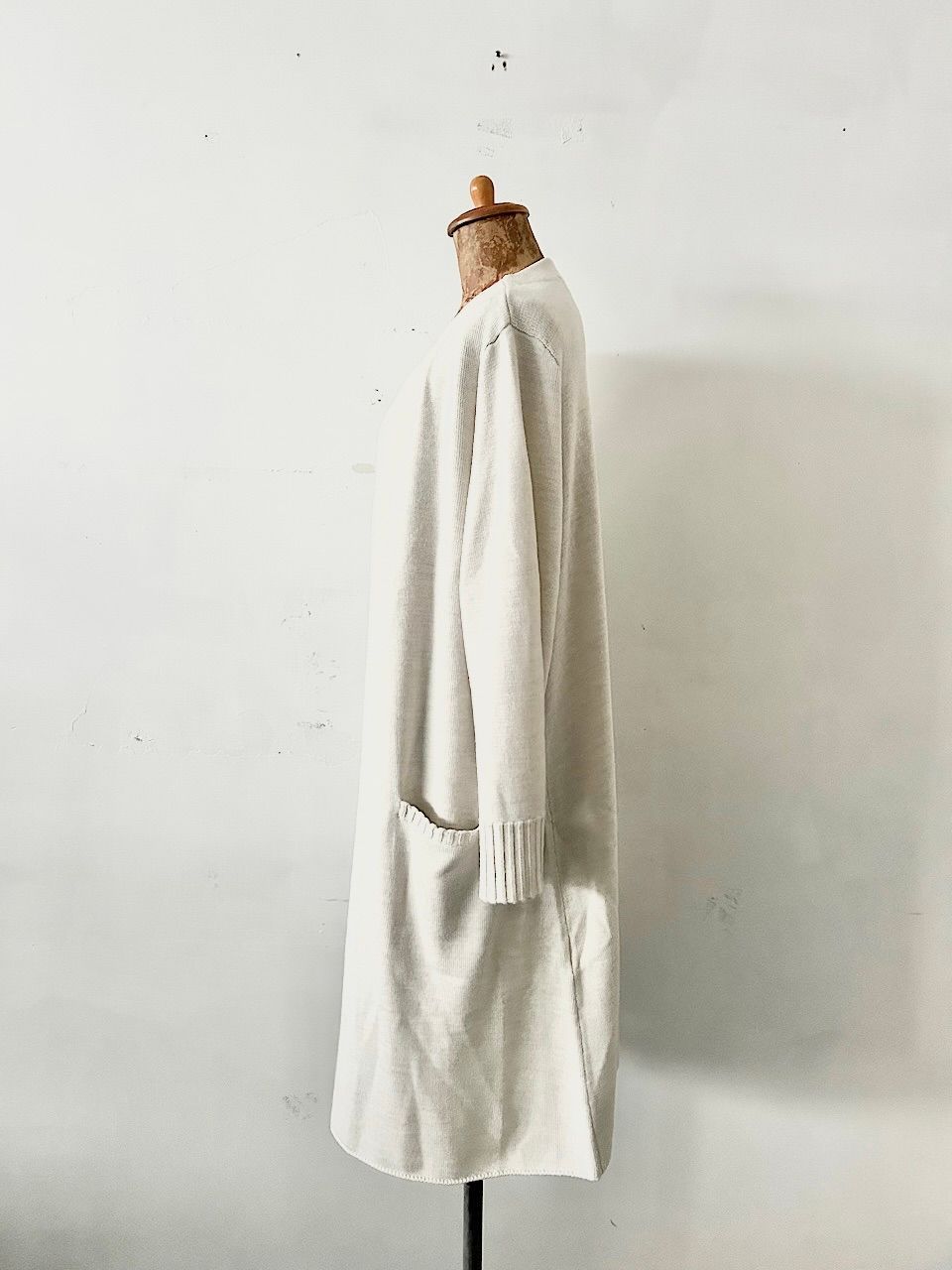 【美品】LISETTE　リーヴィア　ロングカーディガン　エクリュ 美品】LISETTE リーヴィア ロングカーディガン エクリュ - メルカリ
