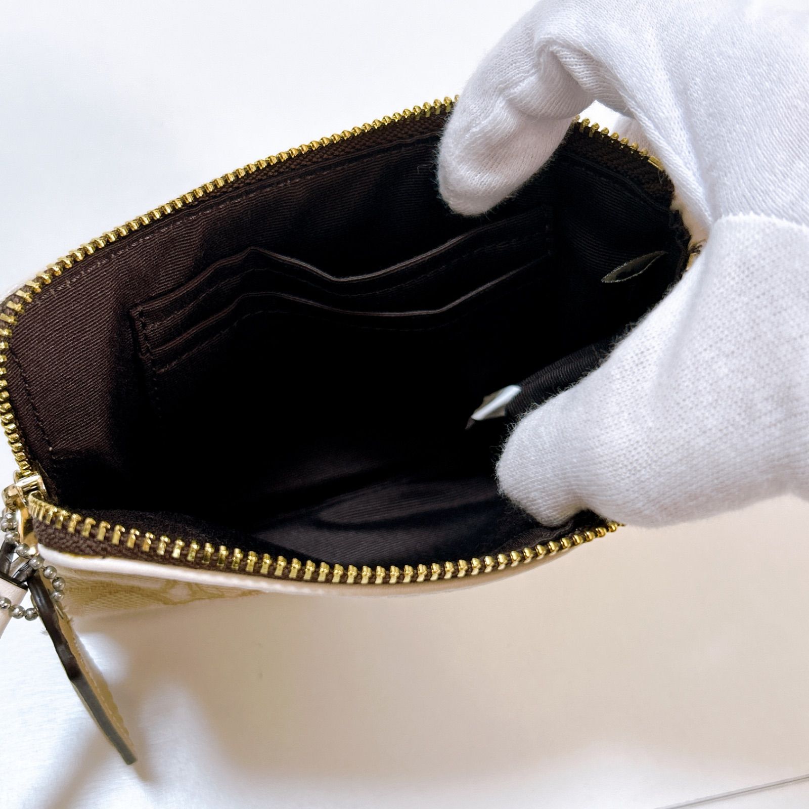 【美品】コーチアクセサリーポーチ２点おまとめ 美品】コーチアクセサリーポーチ2点おまとめ COACH コーチ ポーチ