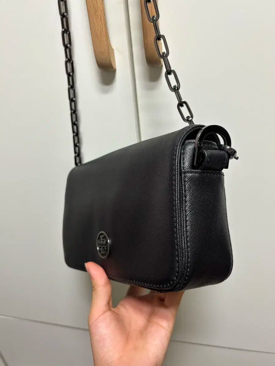 極美品】トリーバーチ 2way ショルダーウォレット レザー 肩掛け 黒