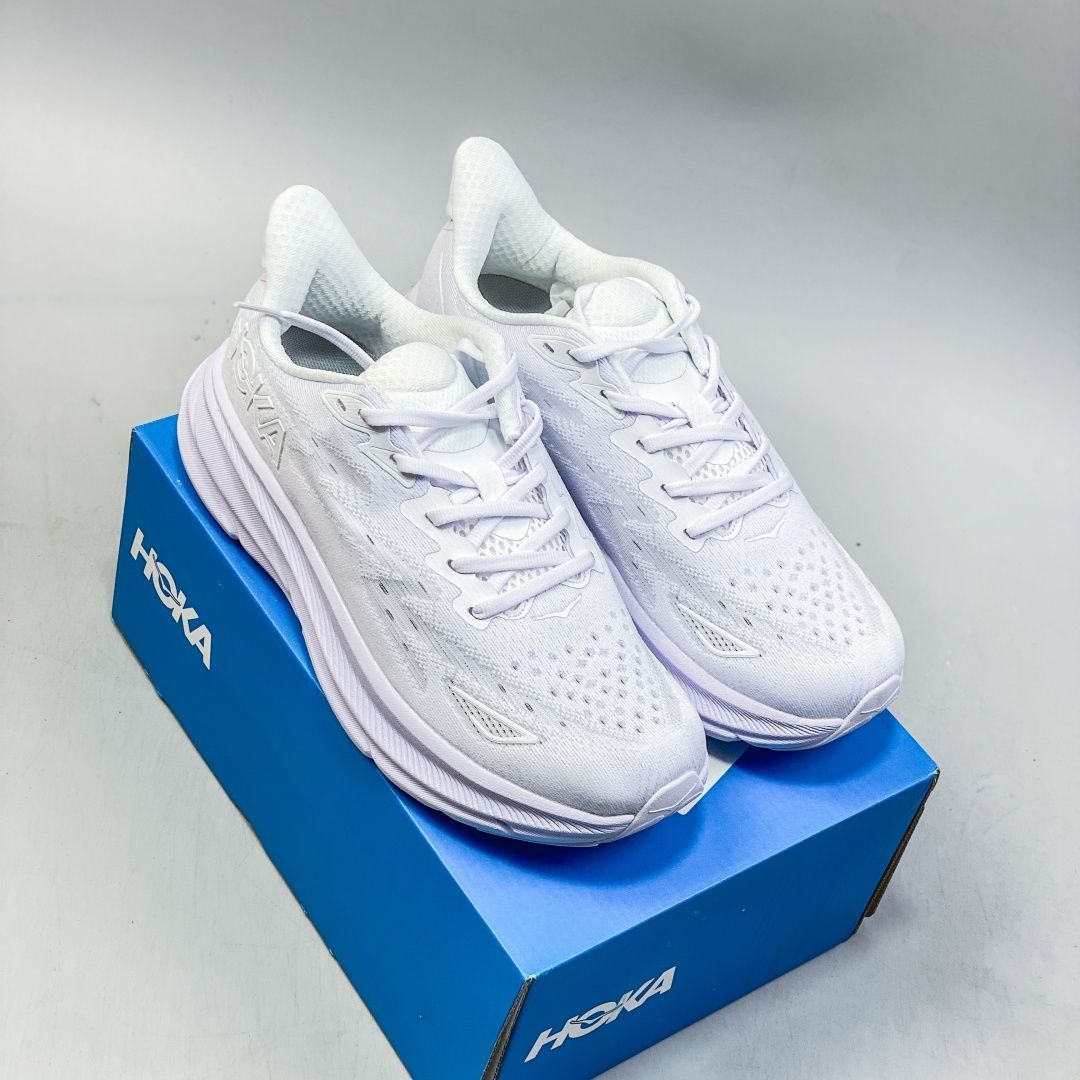 HOKA ONE ONE Clifton 9 男女兼用ランニングシューズ｜軽量クッション性に優れたマラソンシューズ、快適さとパフォーマンスを両立