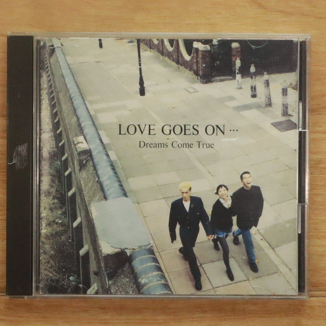 国内盤CD☆ドリームズ・カム・トゥルー/DREAMS COME TRUE□ LOVE
