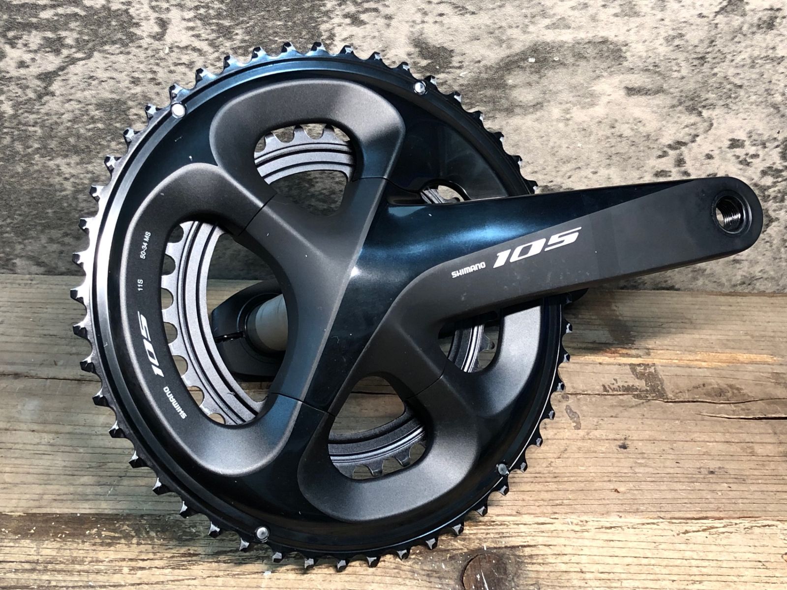 SHIMANO 105 クランクセット Amazon | シマノ(SHIMANO) FC-R7000 クランクセット