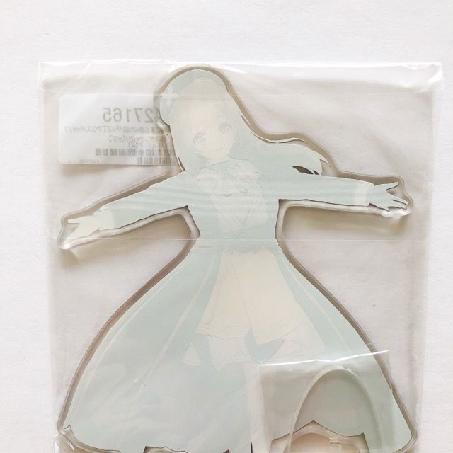 あおぎり高校 栗駒こまる 新衣装 アクリルスタンド + 缶バッジ セット