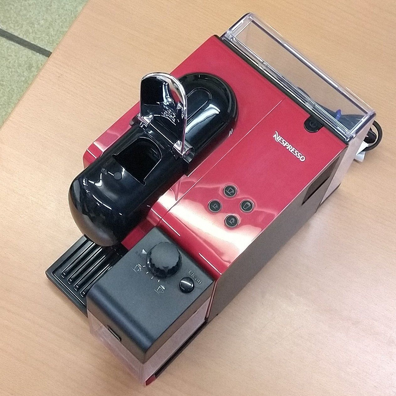 【未使用】ネスプレッソ ラティシマ プラス F411 2013年製 Amazon | ネスプレッソ コーヒーメーカー ラティシマ・プラス