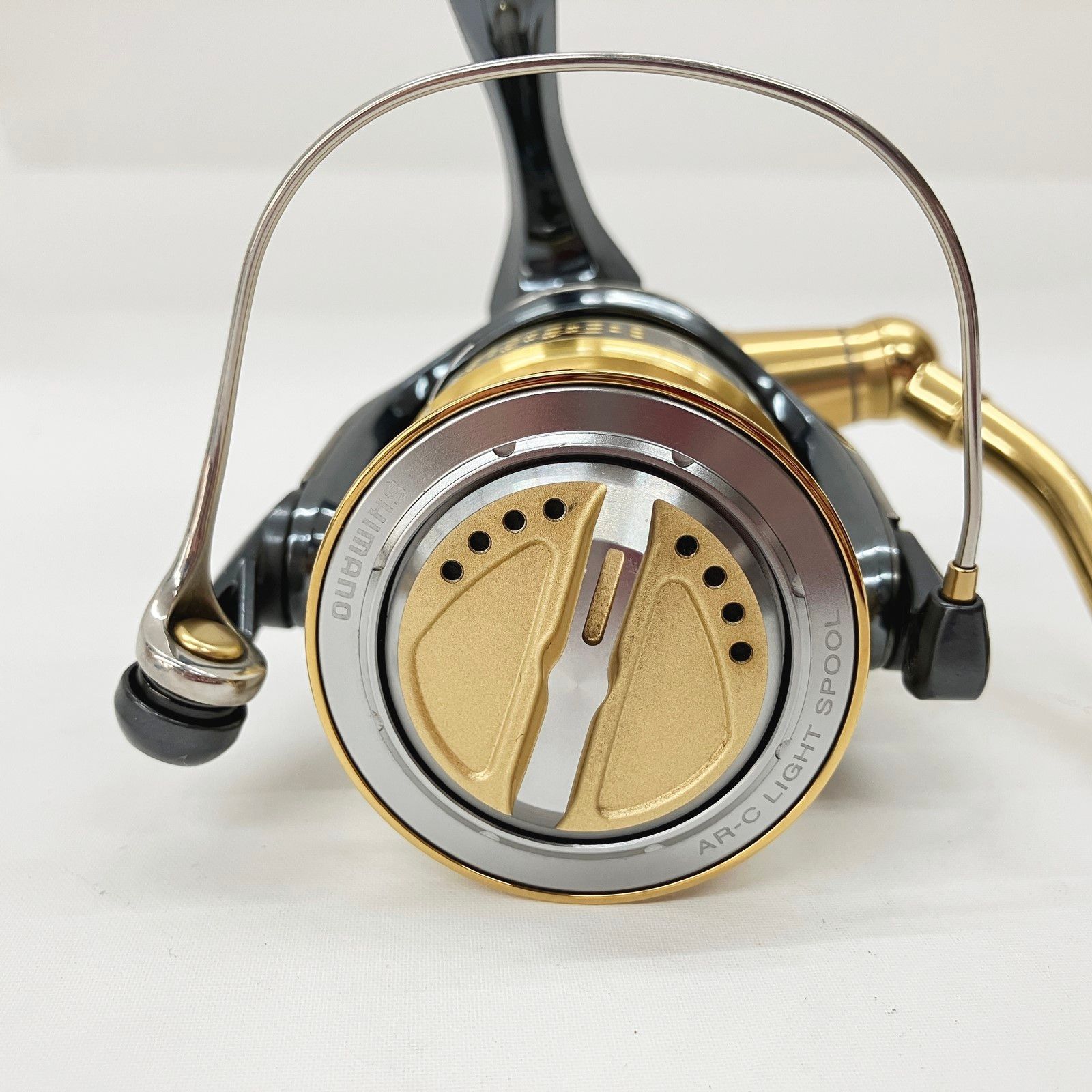 △△SHIMANO シマノ スピニングリール 18ステラ4000J 本体のみ キズ有  