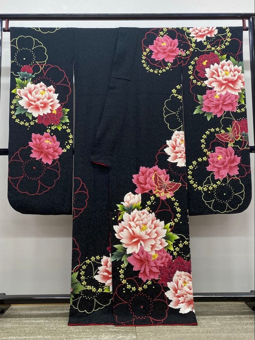 振袖 豪華 銀通し 紋意匠 大輪牡丹 身丈161cm 身幅ゆったりめ MO2802