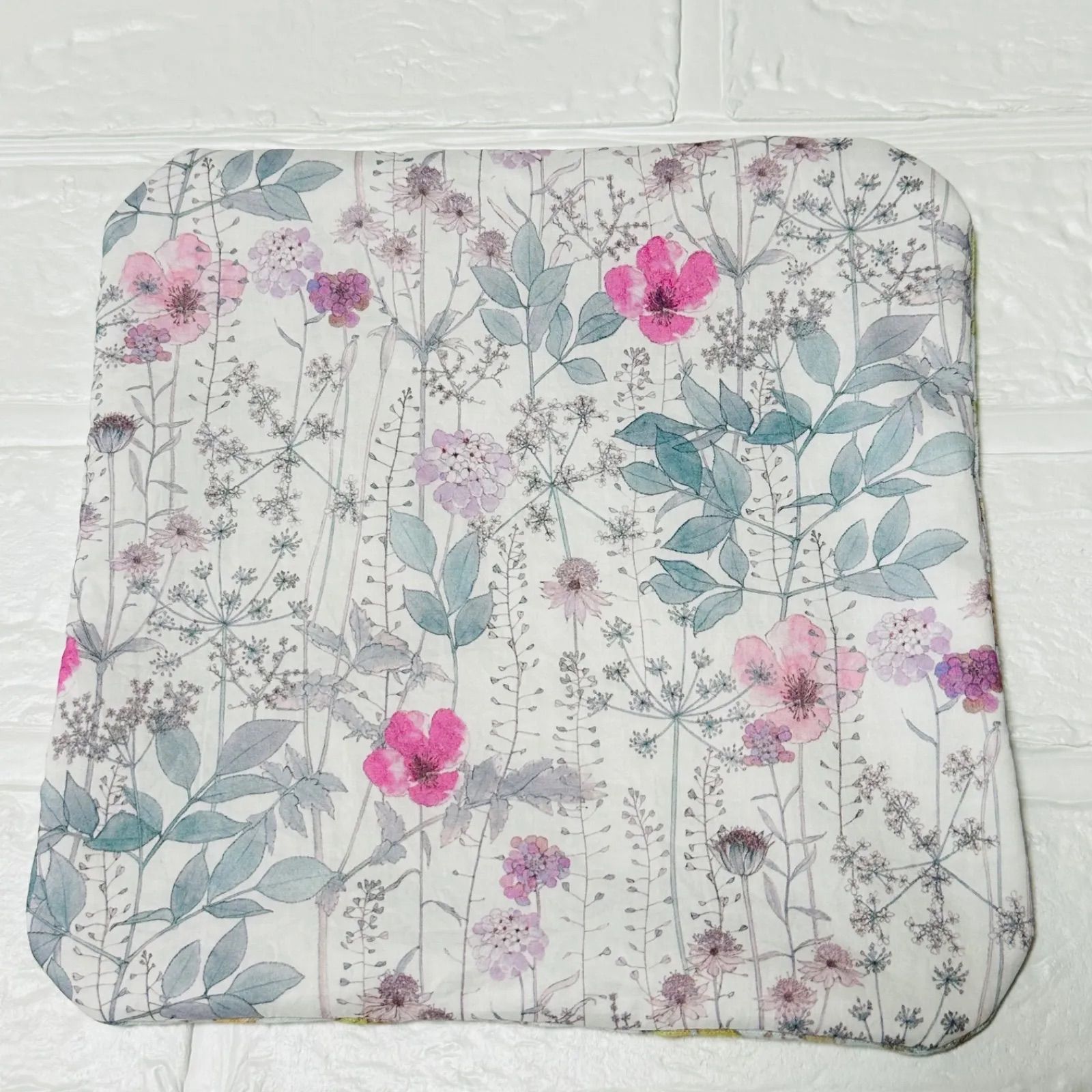 リバティイルマガーゼハンカチ　プランタン　サンドウオリジナルカラー　　60%  縮小版　　ハンドメイド