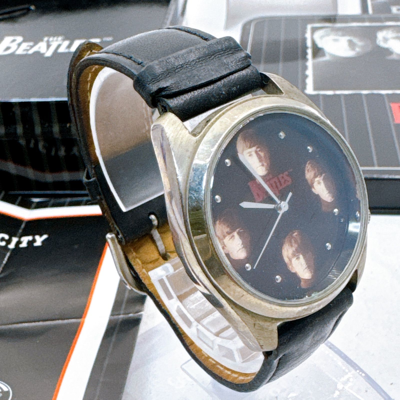 FOSSIL フォッシル THE BEATLES ビートルズ 限定腕時計 動作品 LI-1439 