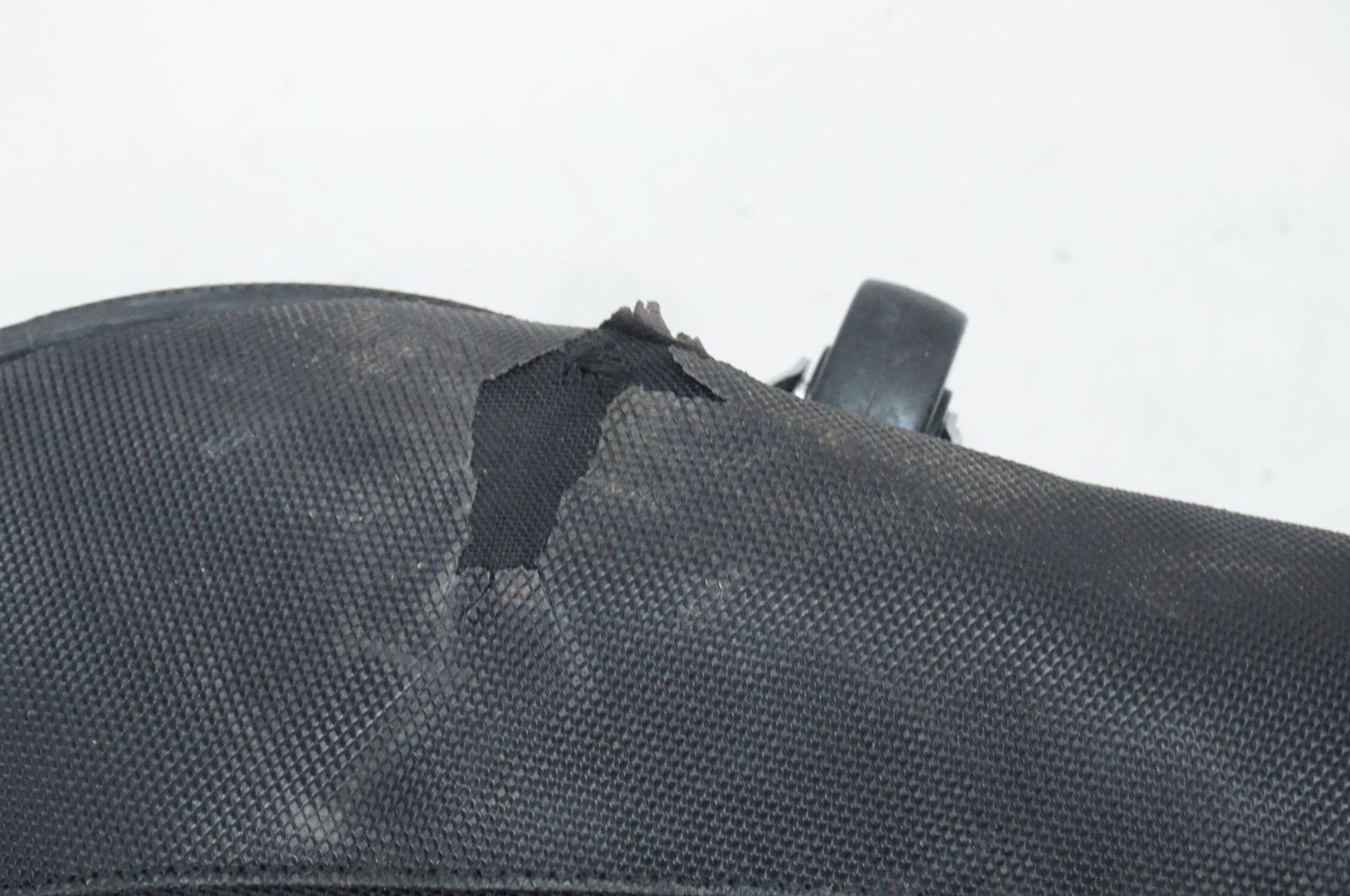 トラベルバッグ