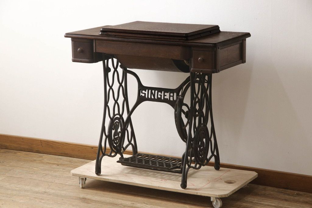 アンティーク/レトロ/SINGER/ミシン台/インテリア Singer社製 シンガー