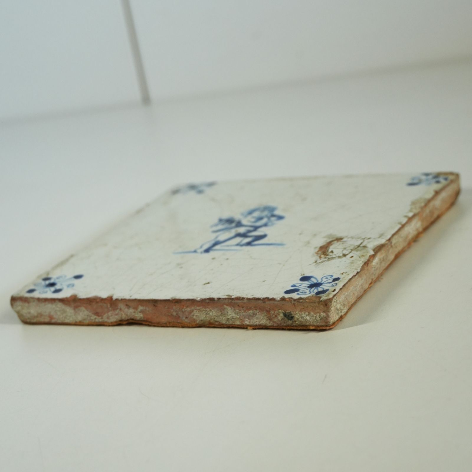 17世紀　オランダ　焦げたデルフトタイル　鳥 17世紀 オランダ 焦げたデルフトタイル 鳥 17世紀 オランダ デルフト