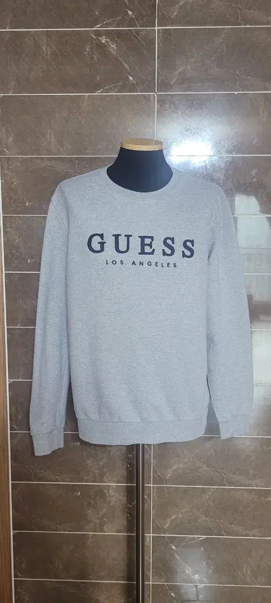 (男性 100 サイズ GUESS パーカー