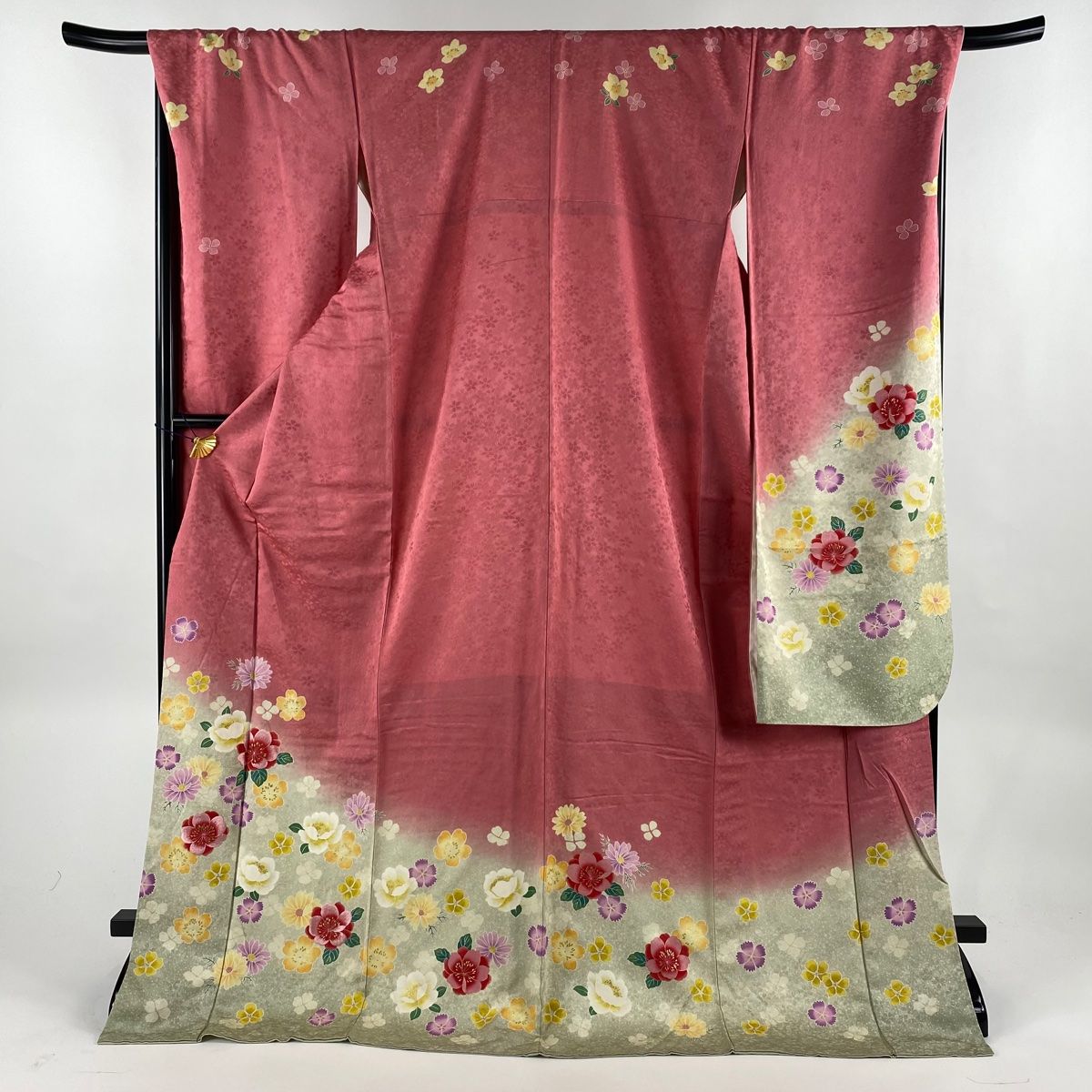 振袖 身丈176cm 裄丈71cm L 袷 草花 地紋 銀通し 刺繍 ピンク 正絹  