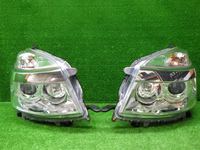 左 ヘッドライト ムーブ LA100 KOITO 100 51060 ダイハツ ムーヴ