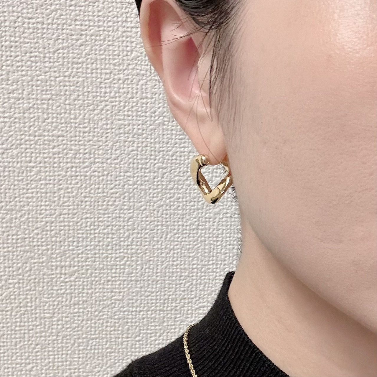 TOM WOOD トムウッド Dean Hoops Gold ピアス ゴールド 101248