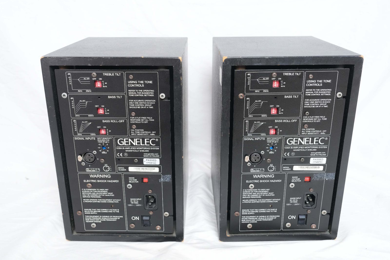 GENELEC 1030A 2個セット シリアル連番スタジオモニタースピーカー