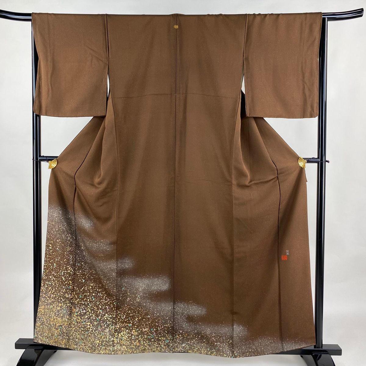 色留袖 身丈160cm 裄丈66.5cm M 袷 藤林徳扇 落款 ヱ霞 箔散らし柄 金通し 金銀彩 茶色 正絹