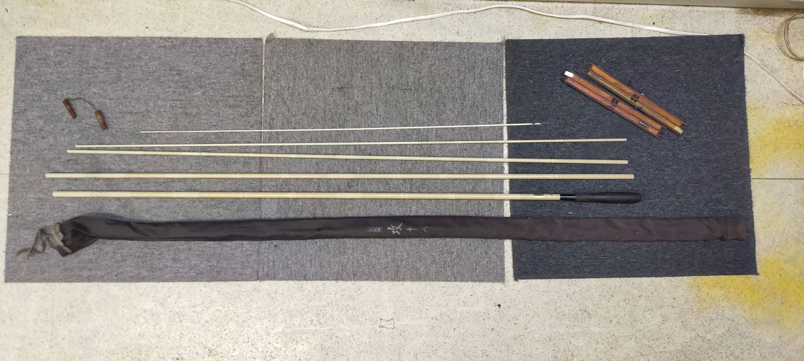 E07-20250115-009 シマノ 朱紋峰 攻 18尺 へら竿 5本継 口栓 竿袋