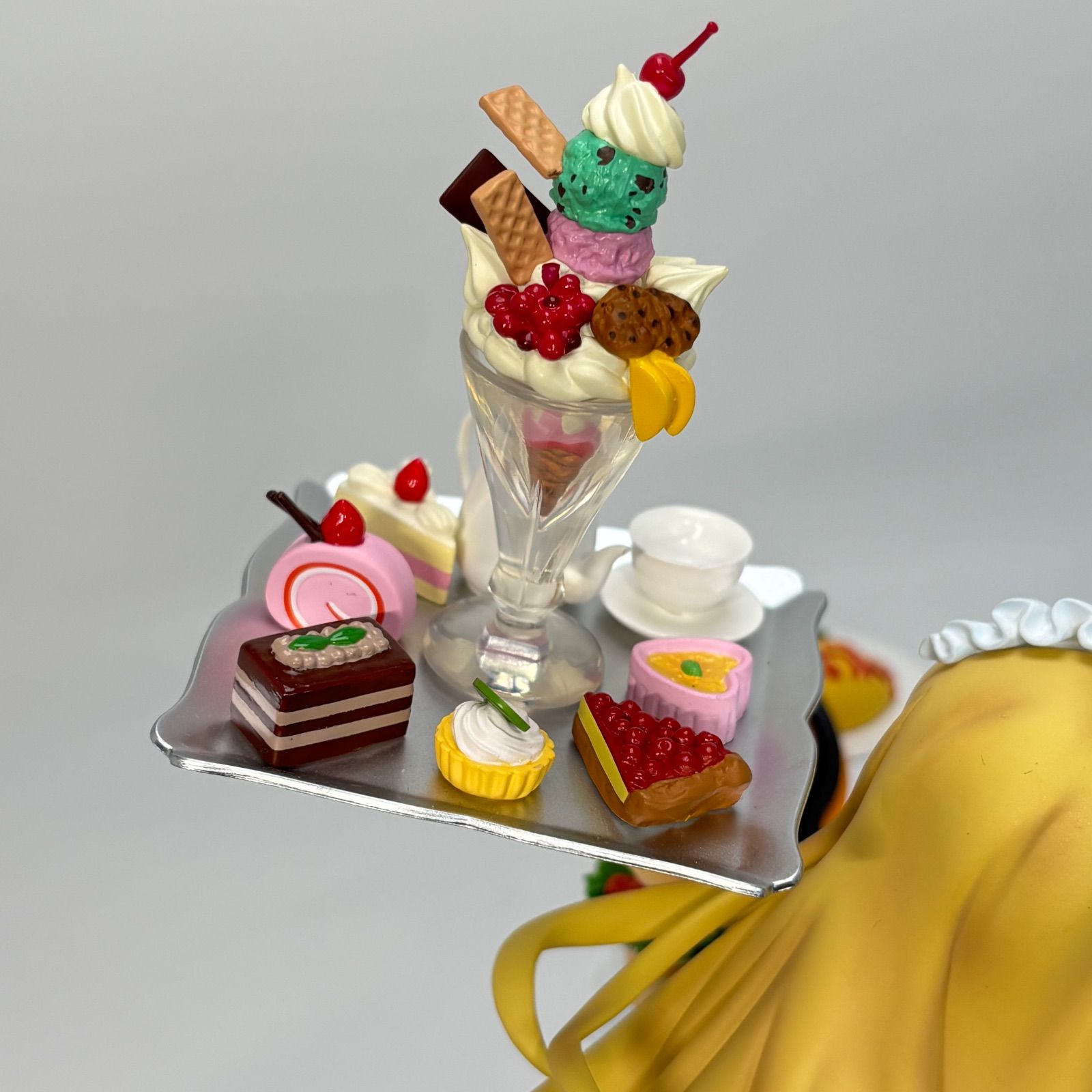 K-ON! けいおん！ 琴吹紬 1/7スケール フィギュア ウェイトレス 琴吹 紬