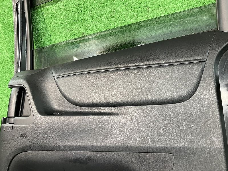 右リアドア ハイブリッドG