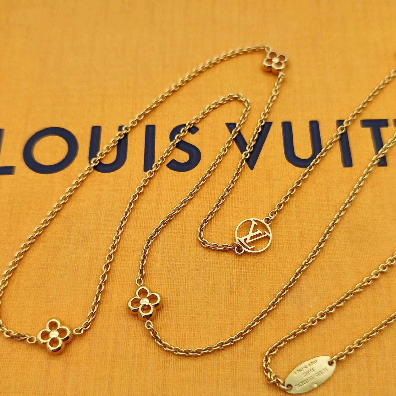 【重ねて付けても可愛い】LV ロングネックレス ロングネックレス スター ブロッサム(ピンクゴールド×ホワイト