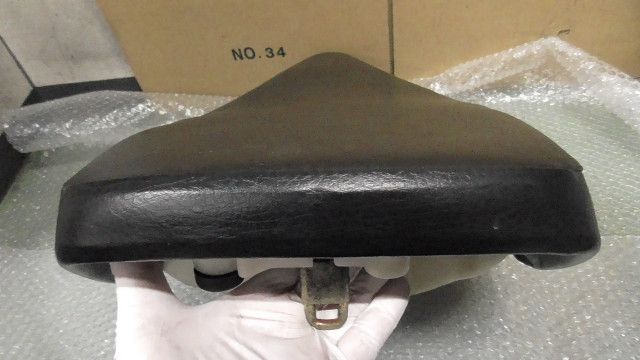 アドレスV100 CE11A-285xxx の センター スタンド *1728010845 中古