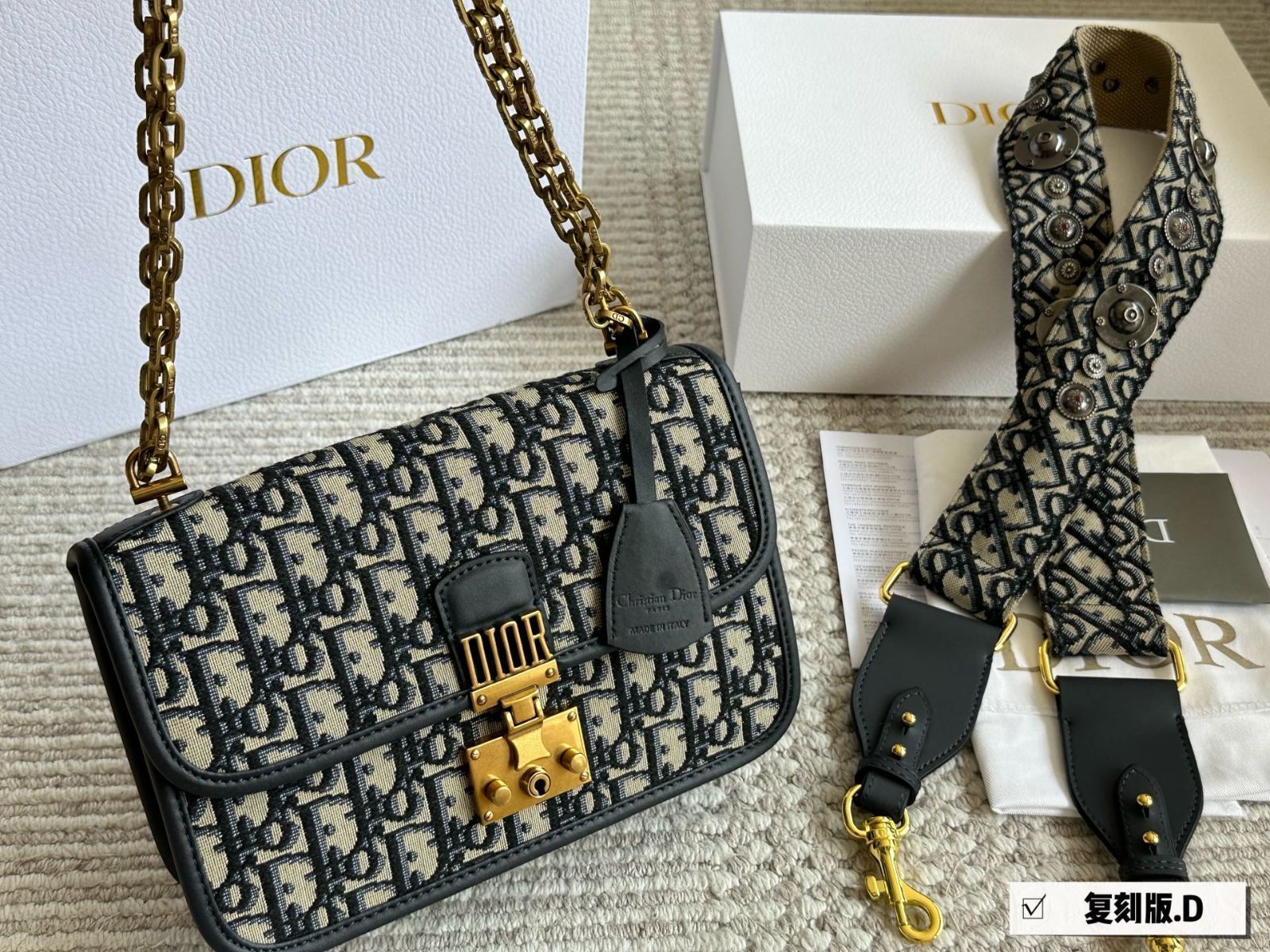 今日特価】Dior Addict Oblique Shoulder Strap Upgraded