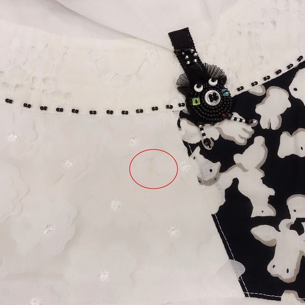 アルベロベロ OLLEBOREBLA オレボレブラ チュニック カットソー 半袖 チュール ブタさん 装飾 トップス ホワイト レディース 【中古】 アルベロベロ OLLEBOREBLA オレボレブラ チュニック カットソー