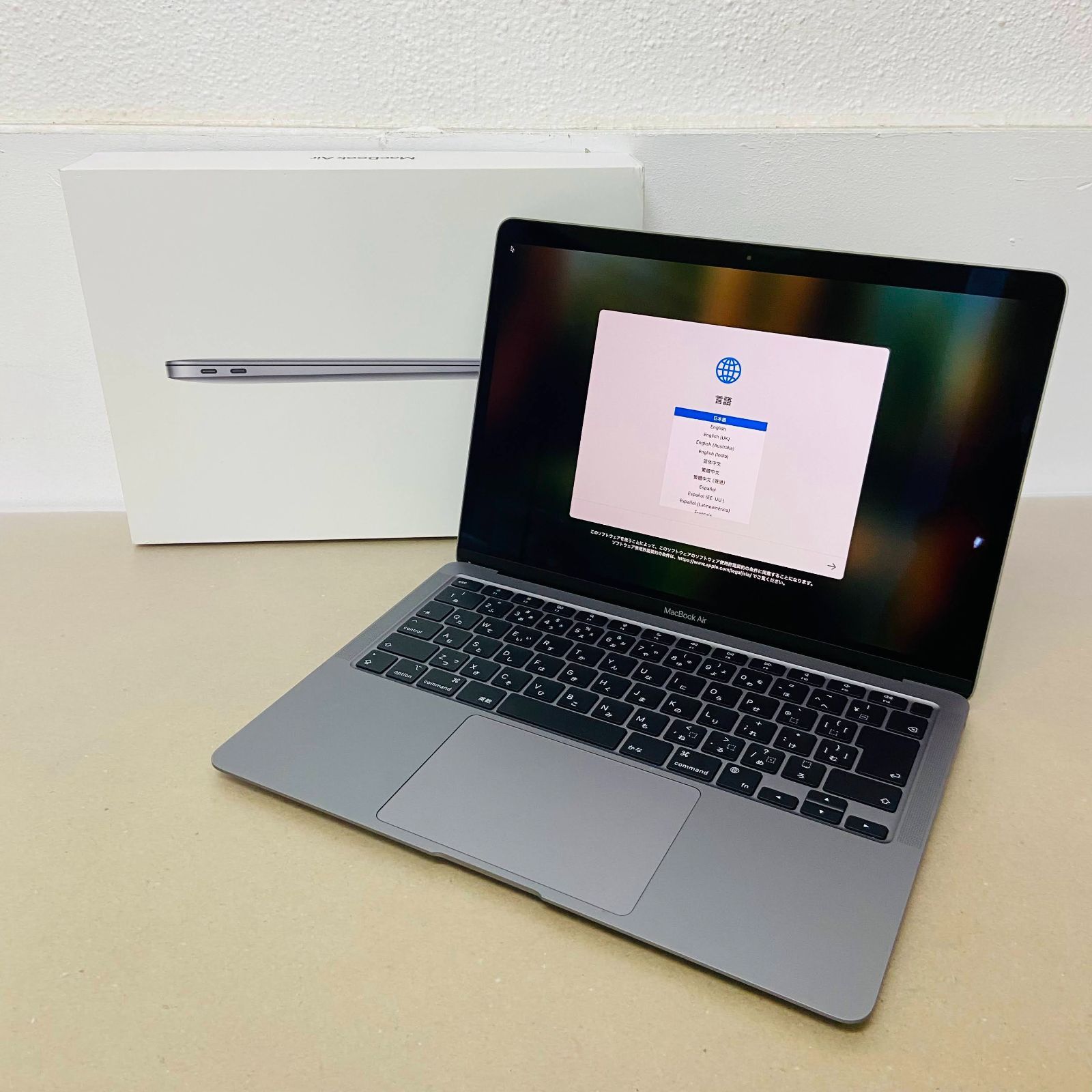 美品 バッテリー最大容量100% MacBook Air M1 2020 8GB SSD