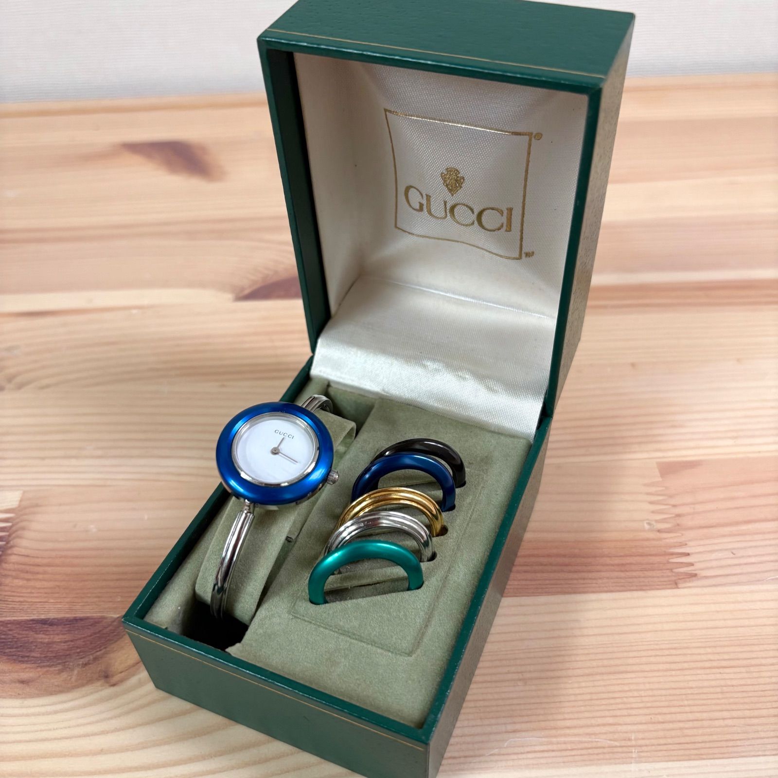 GUCCI グッチ 11/12.2L チェンジベゼル クォーツ 腕時計 6色 - メルカリ