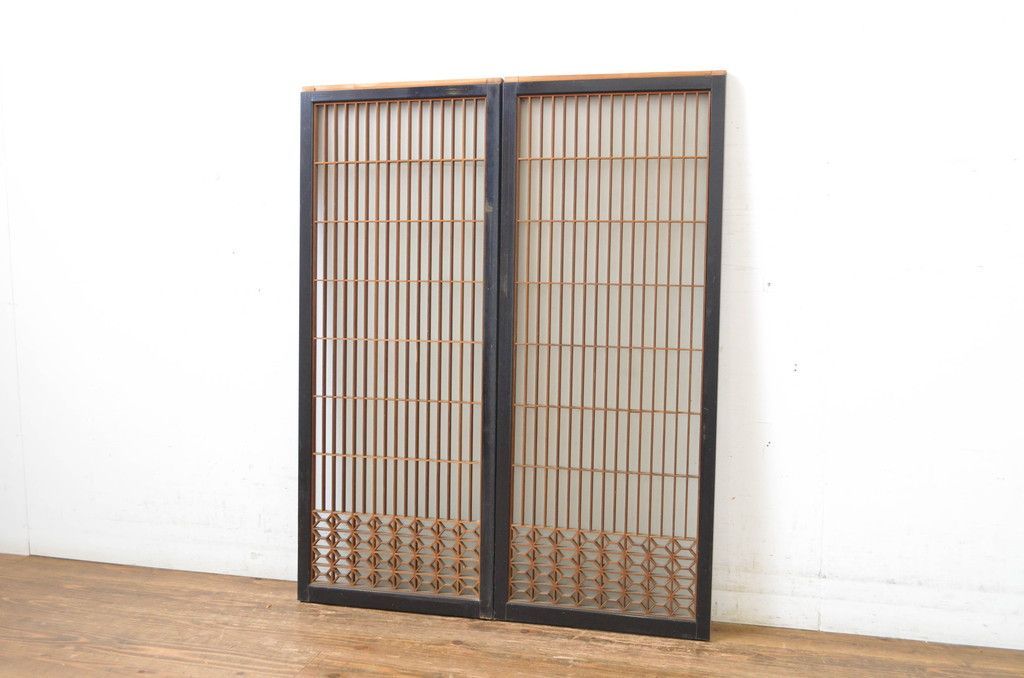 ▽現状販売▽ 書院戸2枚セット ビンテージ建具 ガラス入り組子 ▽現状販売▽ 書院戸2枚セット ビンテージ建具 ガラス入り組子