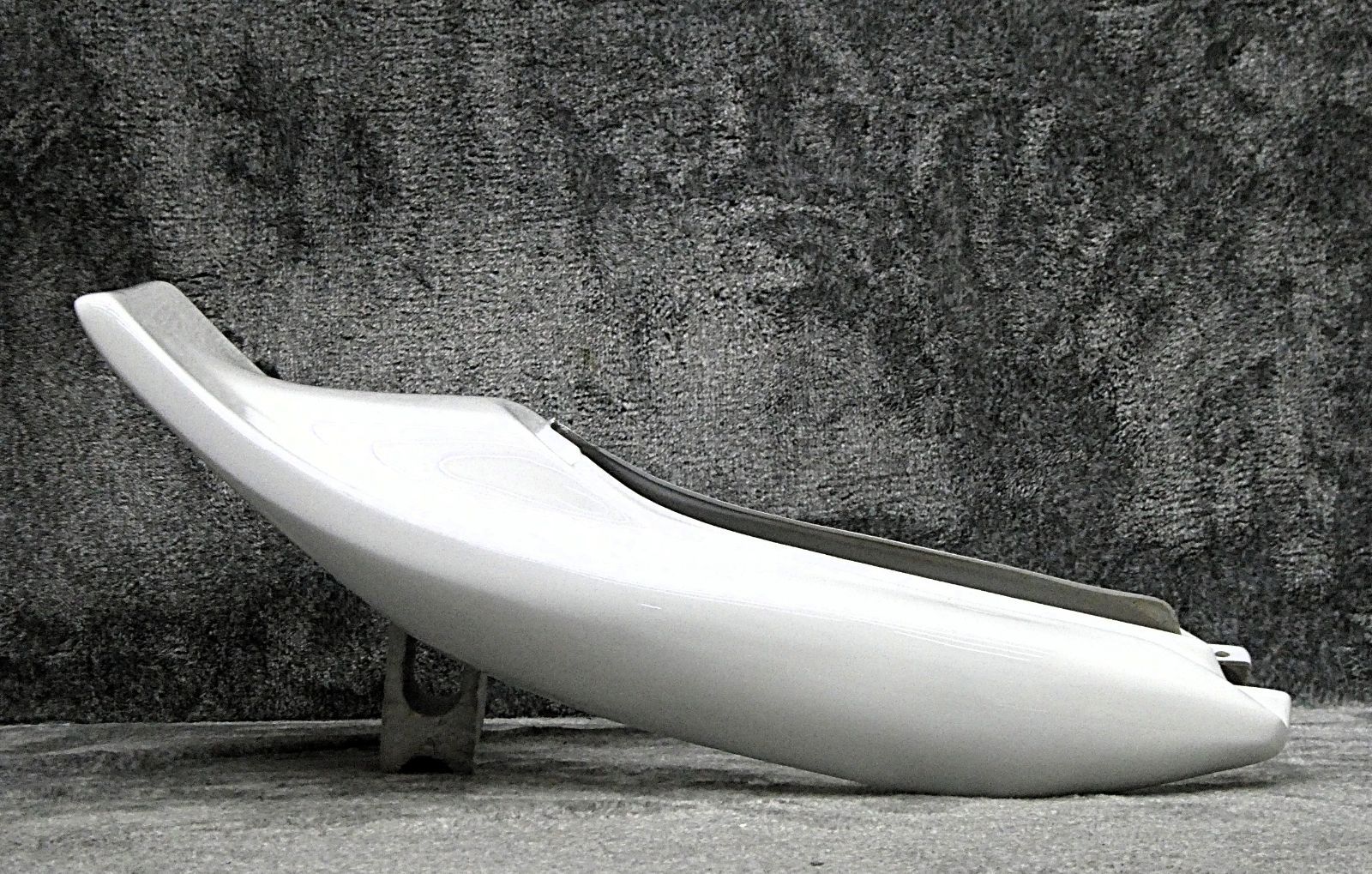 白 ホワイトにて塗装済み