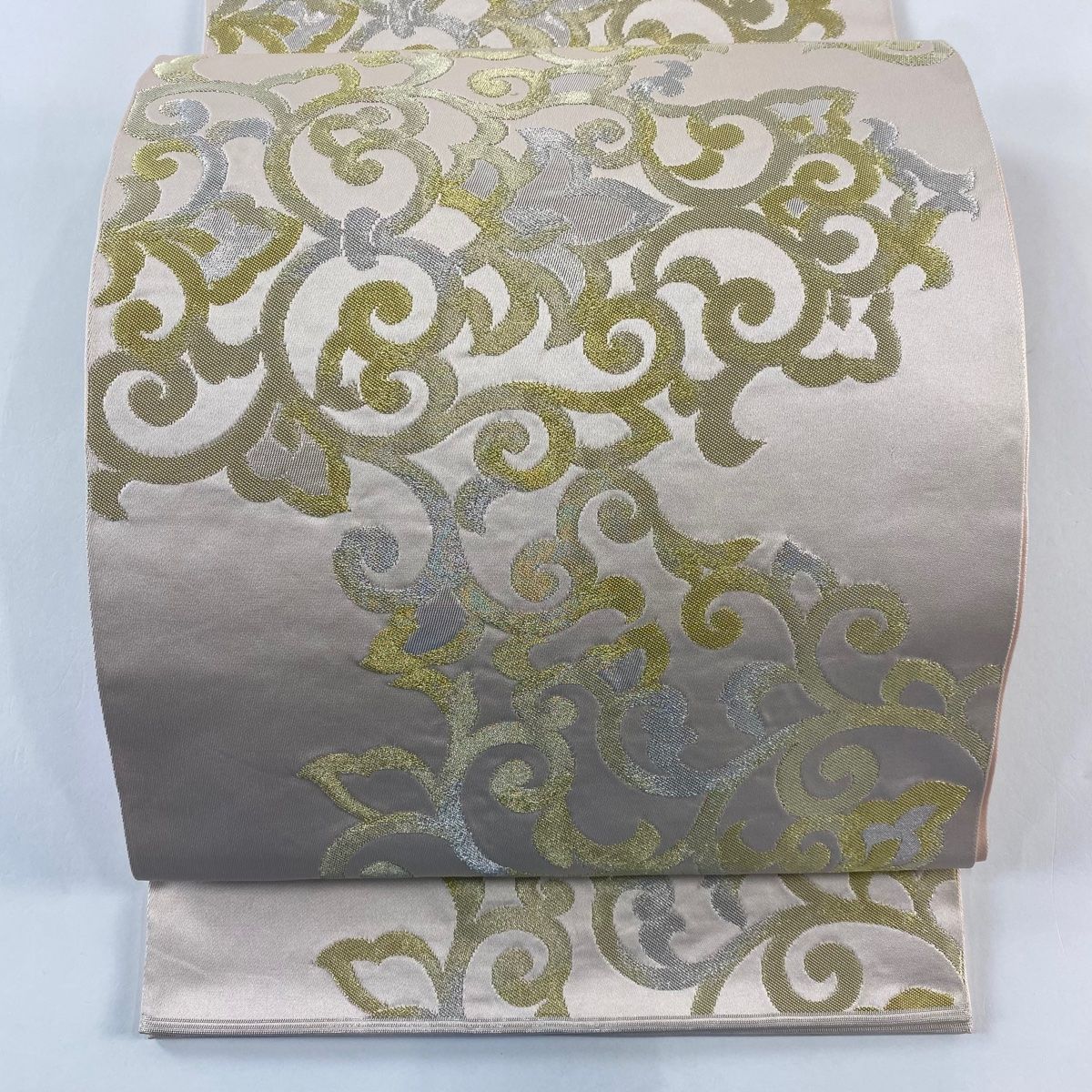 バイセル 着物 名品 袋帯 濃ピンク 幾何学 落款有 多色 箔 全通 正絹 ☆☆☆☆ 袋帯 美品 名品 川島織物 落款あり 華文 草花 螺鈿箔 濃