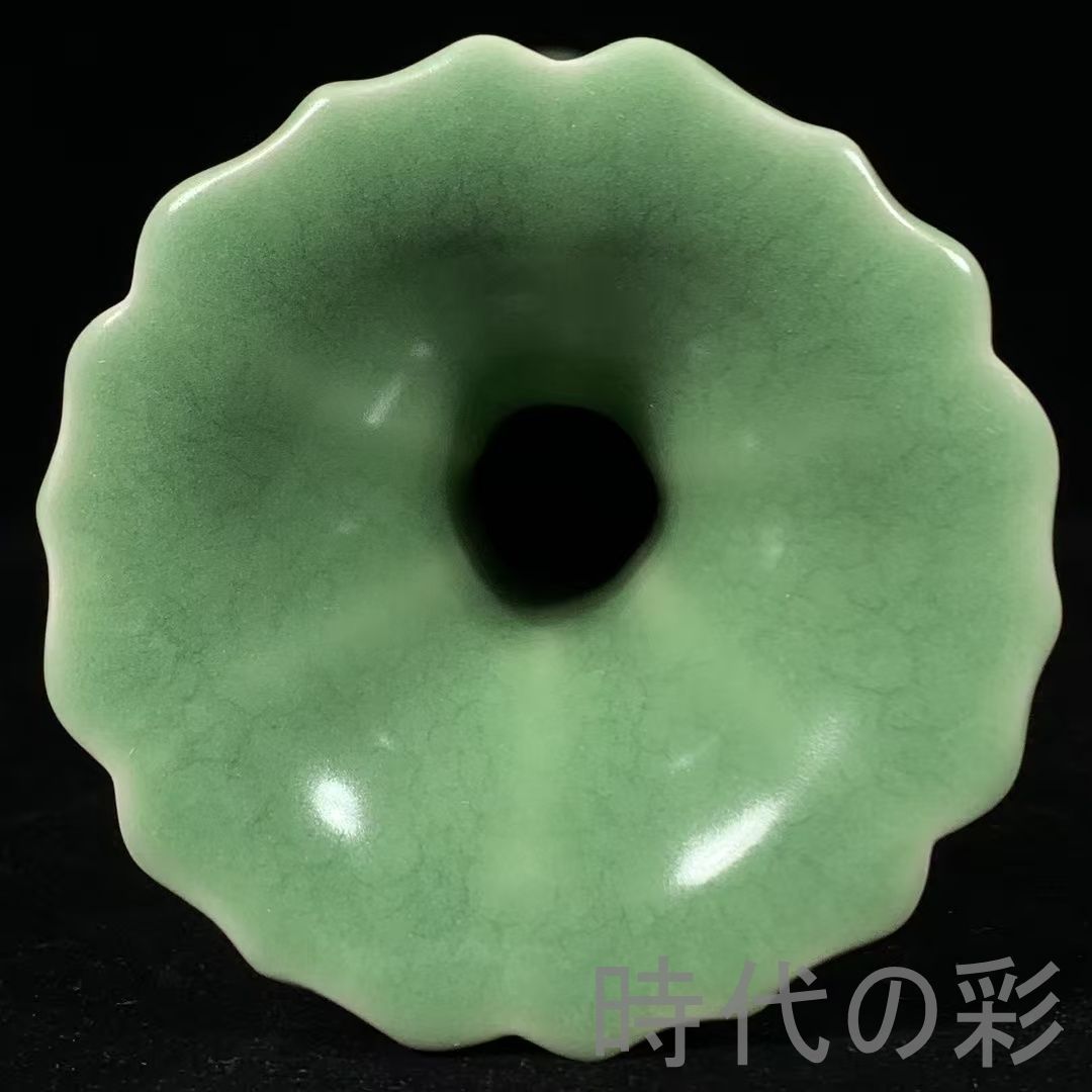 中国古美術 宋代 龍泉窯 梅子青釉 瓜形瓶 花瓶 文房置物 茶道具 青磁