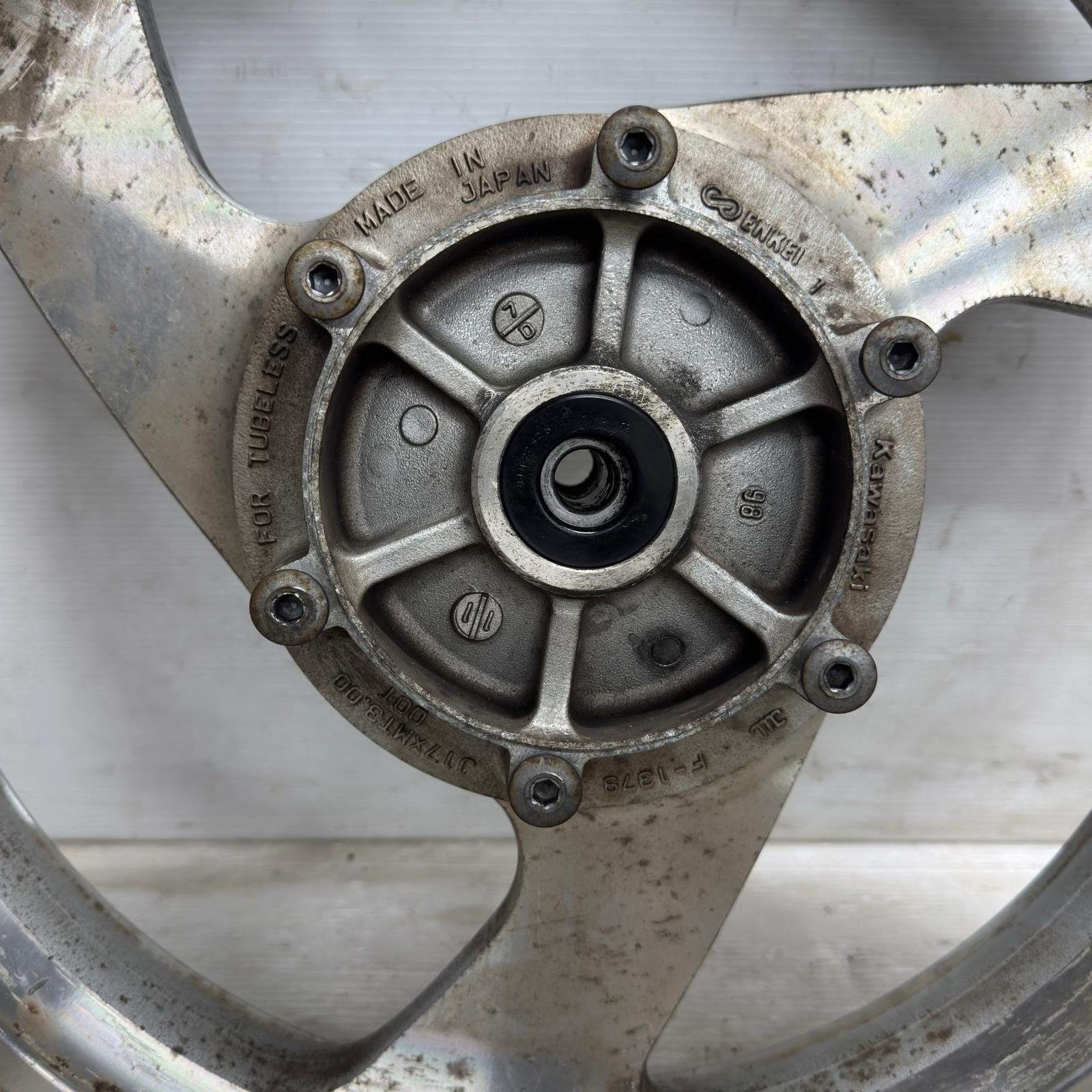 バブ　ホーク  ホイール前後　アクスルシャフト　メーターギア付き バブ ホーク ホイール前後 アクスルシャフト メーターギア付き 2025年