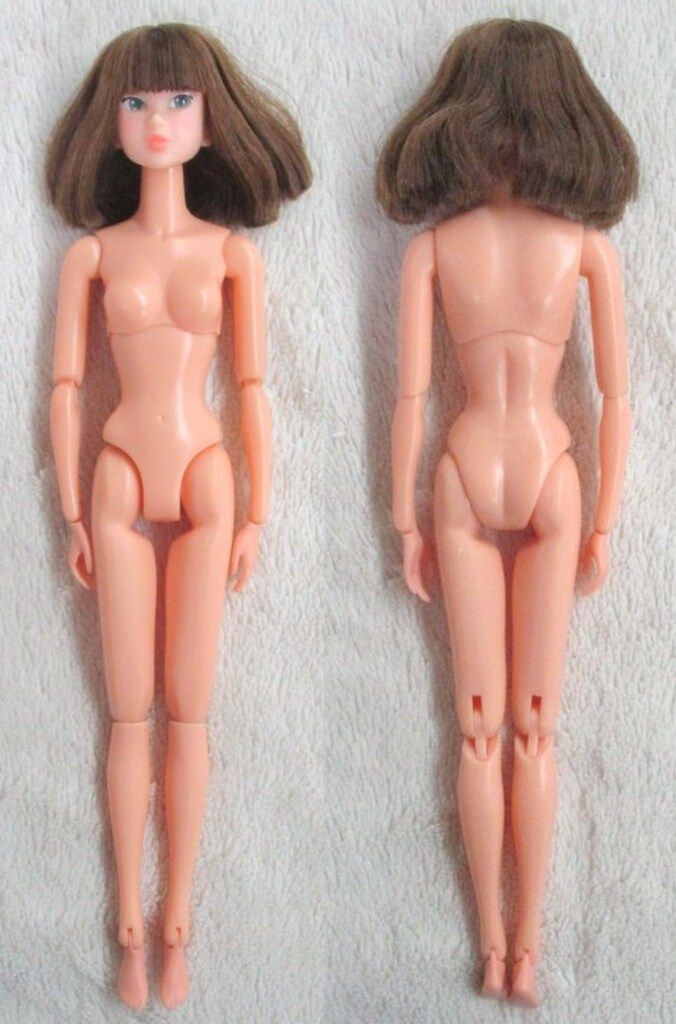 momokoDOLL