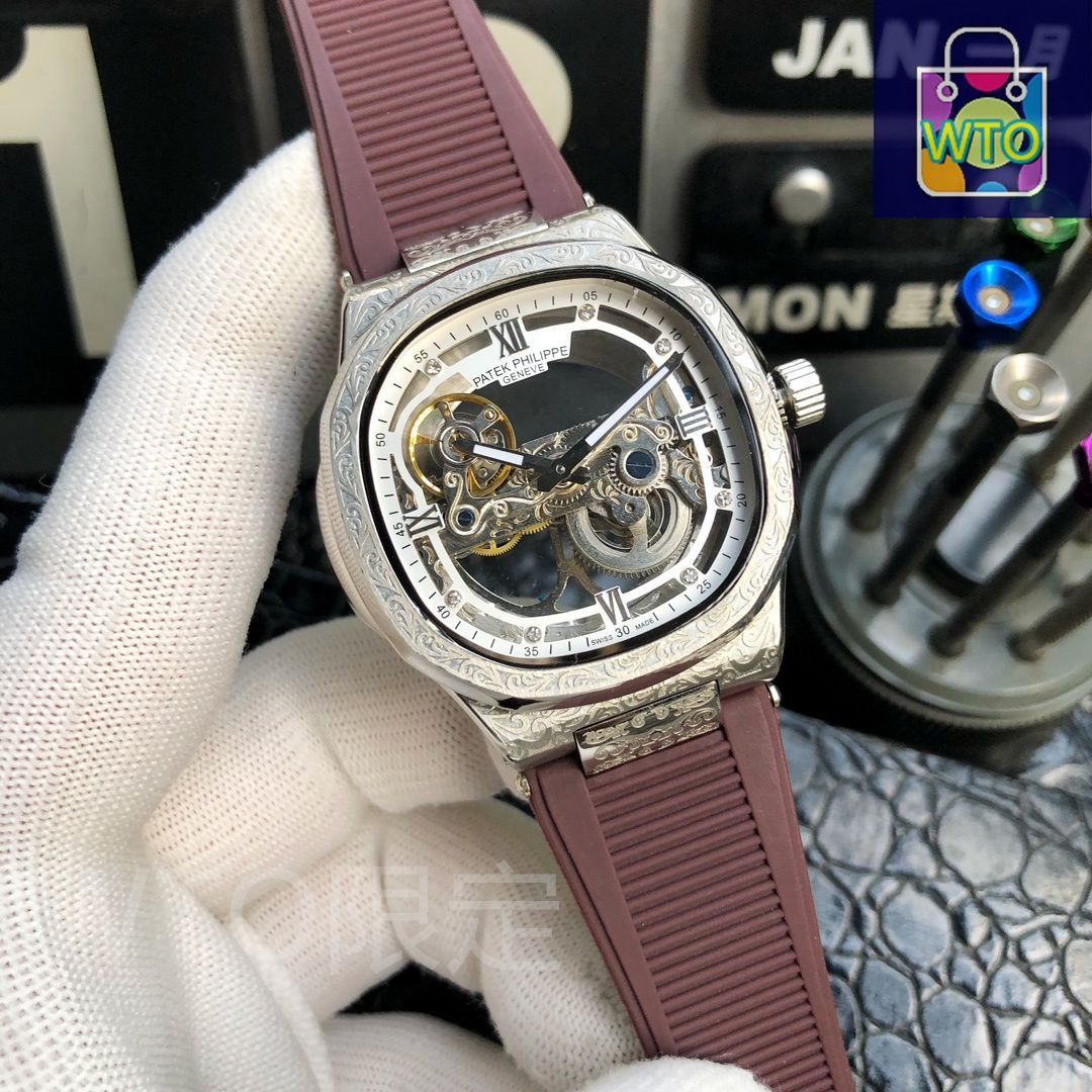 時計、ノーチラス ノーチラス・トラベルタイム・クロノグラフ 5990/1R-001
