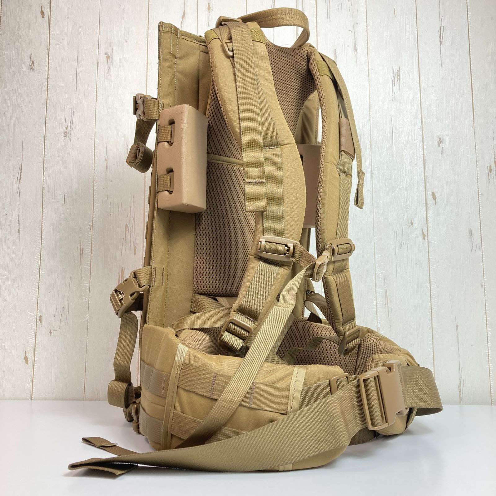 MYSTERY RANCH ベージュバックパックフロントコヨーテ Amazon | 【正規取扱店】MYSTERY RANCH FRONT フロント バックパック