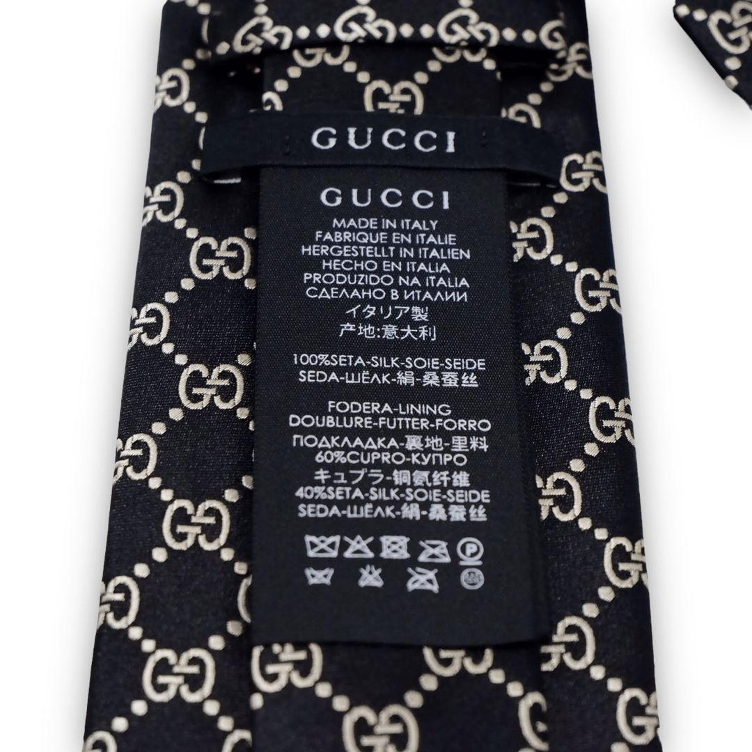 新品・未使用　専用袋付き　GUCCI　ネクタイ