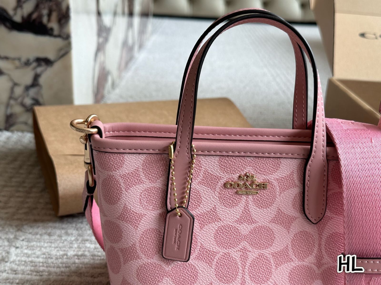 【COACH 】シティ ミニ トート バッグ COACH OUTLET｜【公式】シティ ミニ トート バッグ | Rakuten