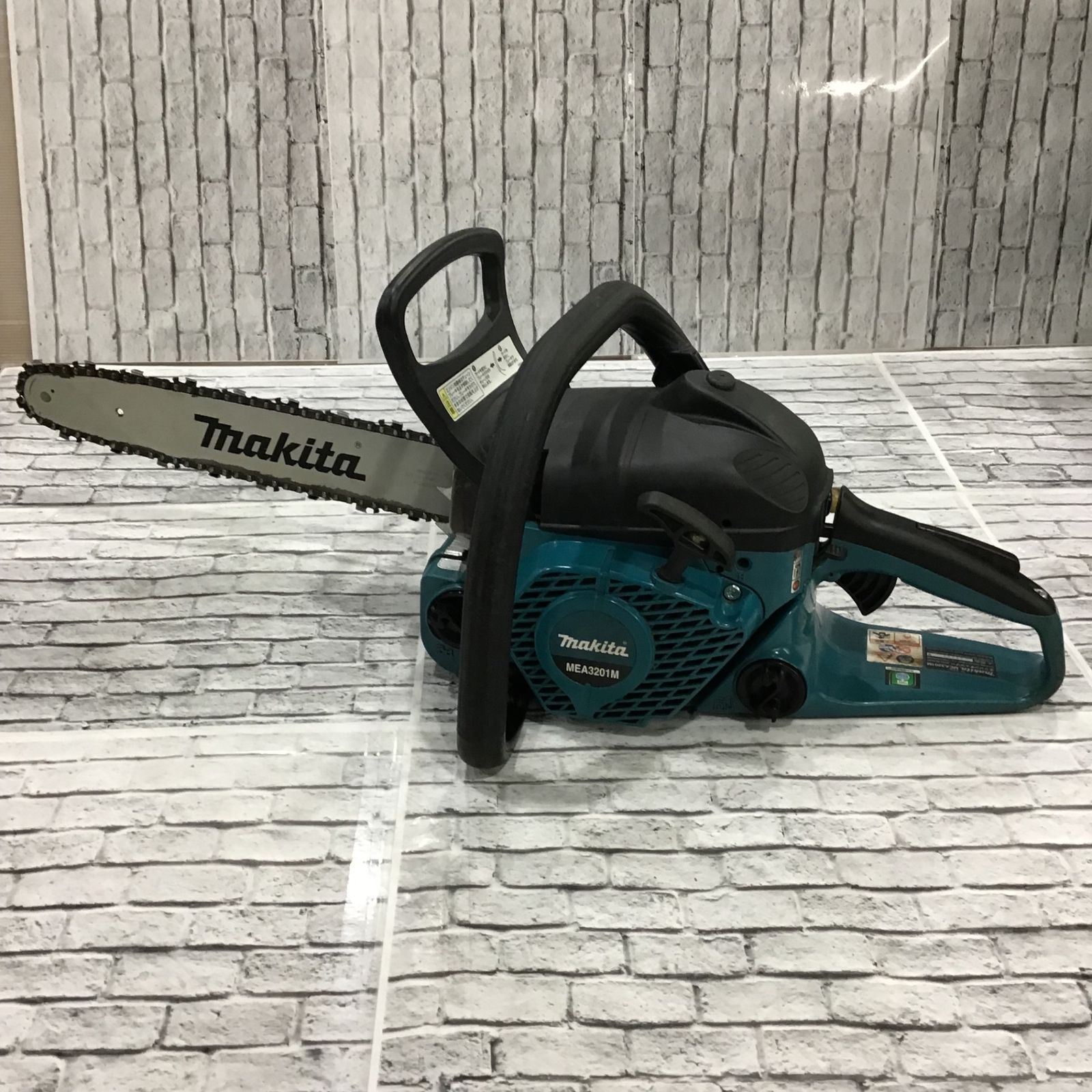 マキタ エンジンチェーンソー MEA3201M マキタ エンジン式 チェンソー