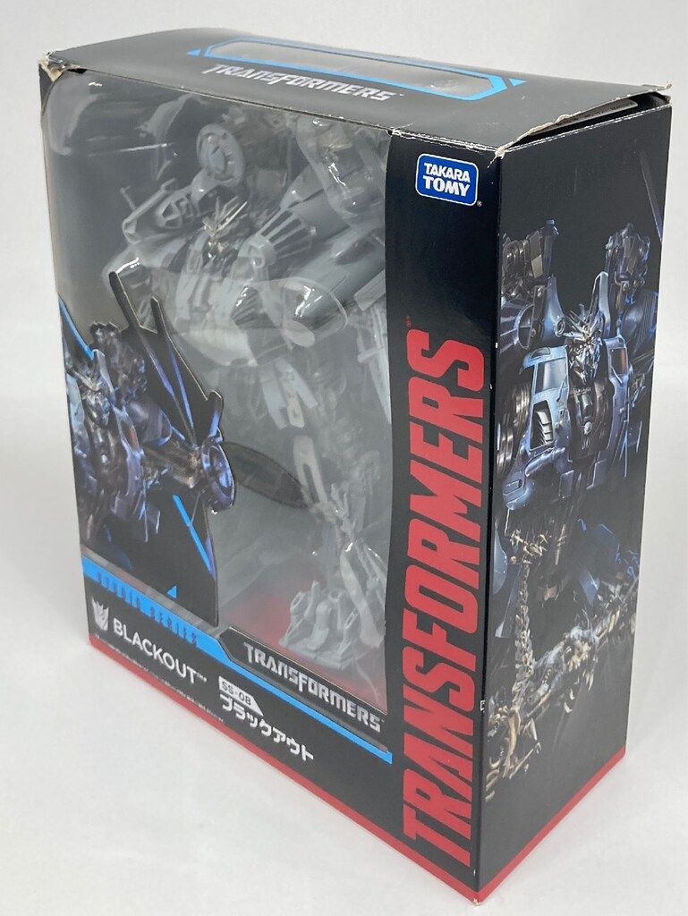 スタジオシリーズ ブラックアウト