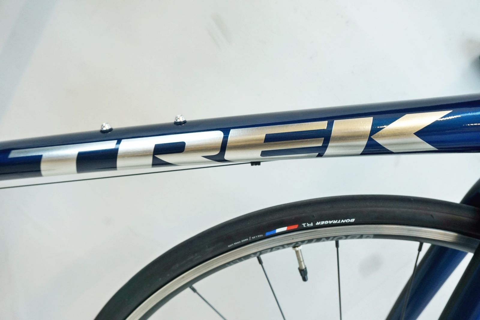 TREK 「トレック」 DOMANE AL2 RIM 2022年モデル ロードバイク